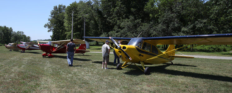 Warwick Municipal Airport Services